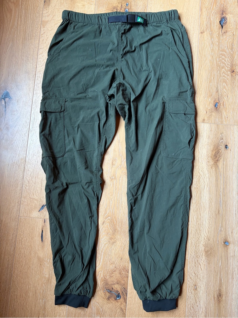 Men's Olive Green Cargo Jogger Pants with Built-In Belt